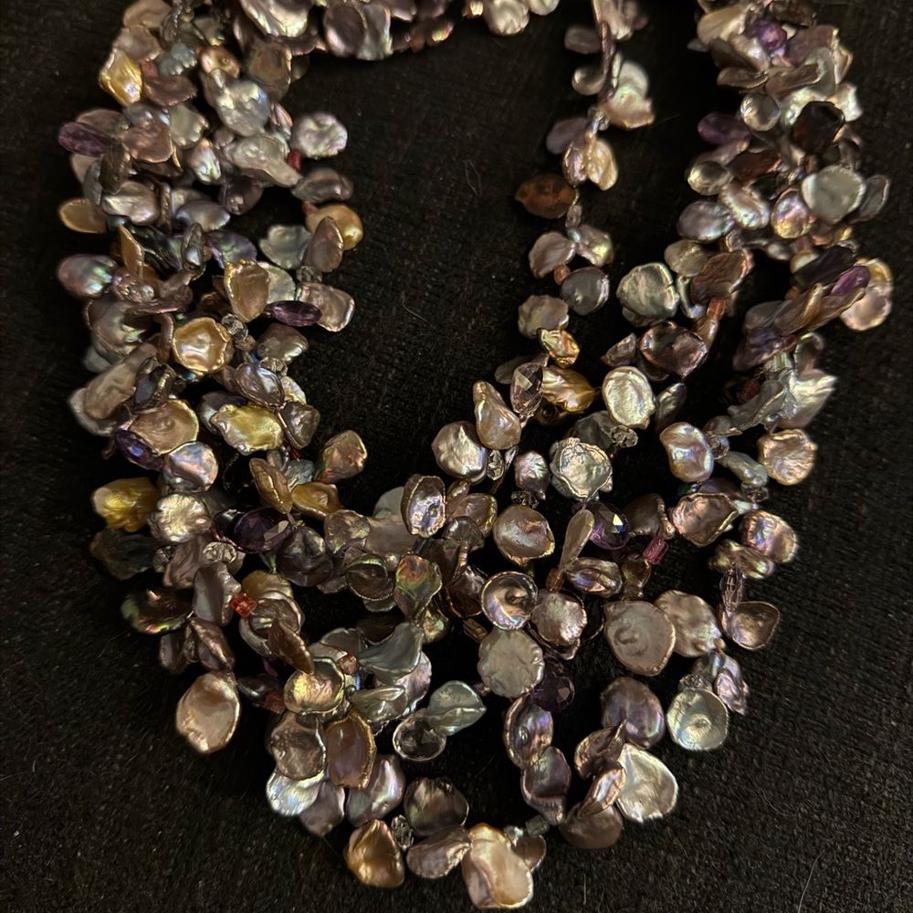 Elegant Multicolor Pearl Necklace